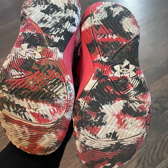 Under Armour Boys Sneakers size 1.5 - Picture 3 of 4